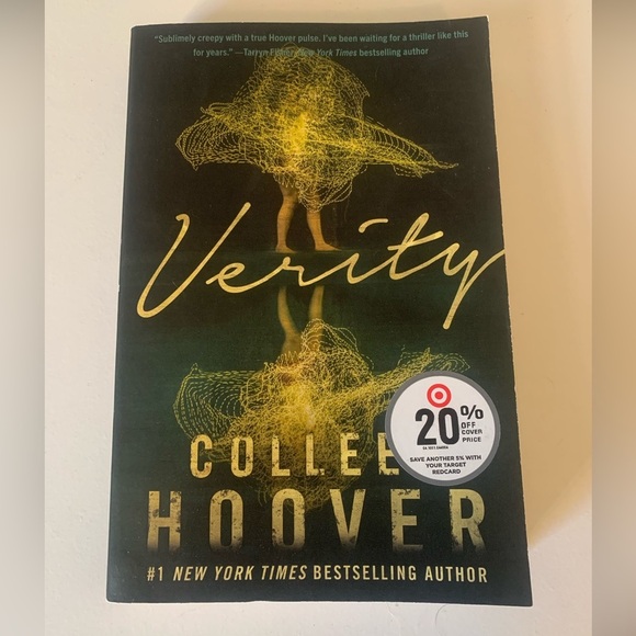 Verity—Colleen Hoover - Picture 1 of 2